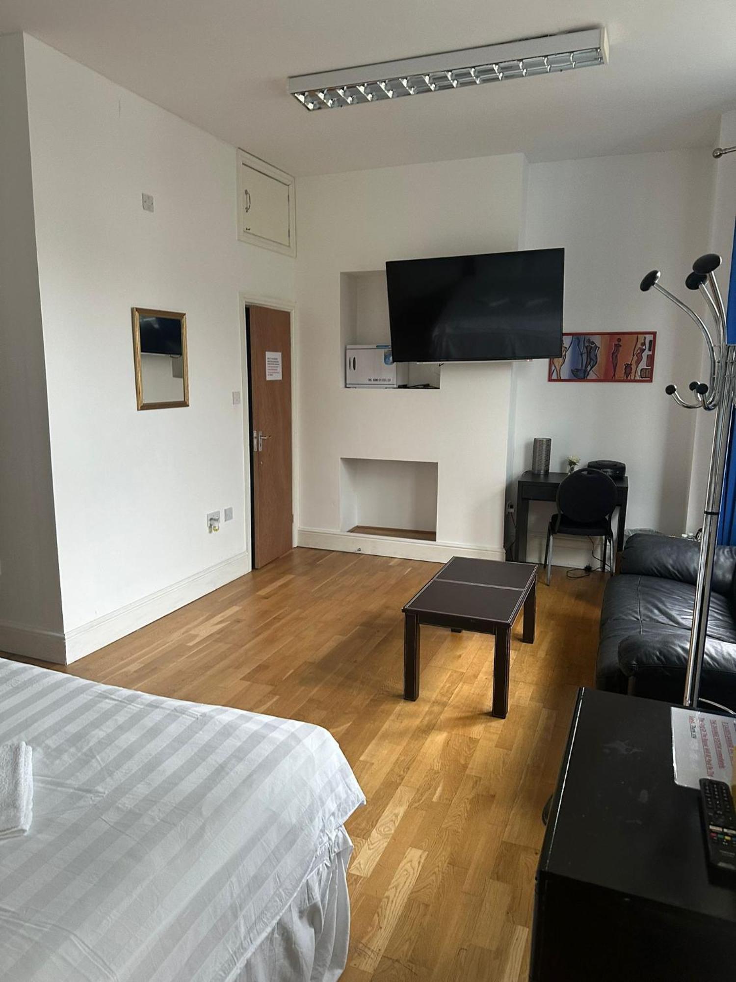 3 Luxury En-Suite Bedrooms 카디프 외부 사진