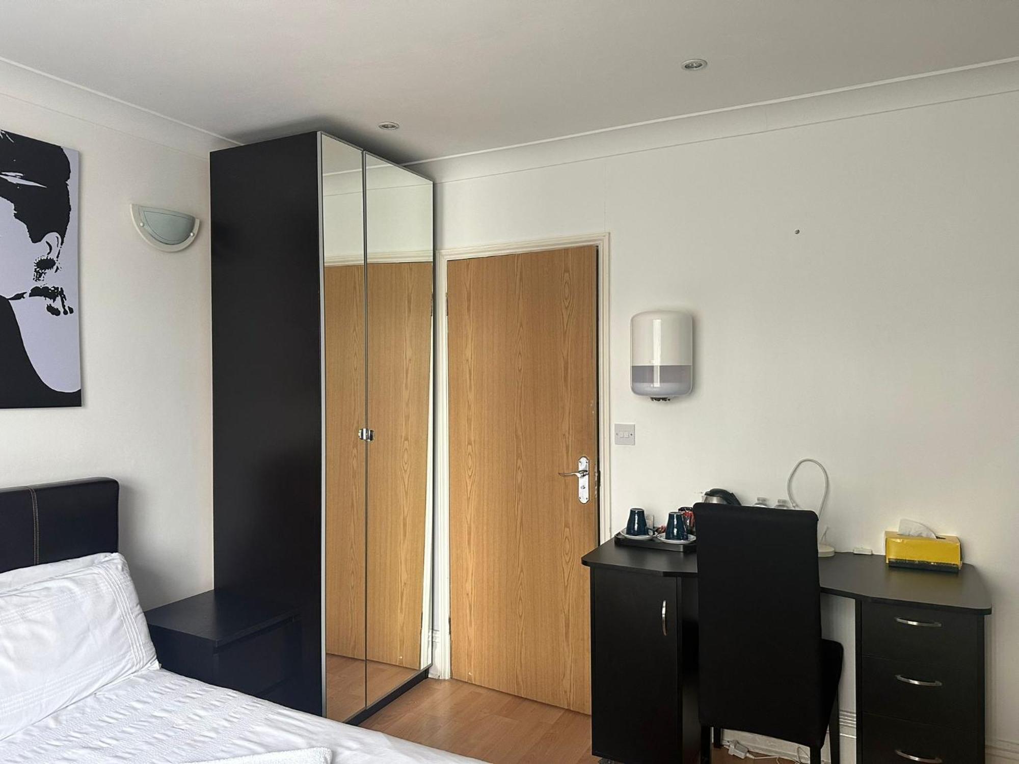 3 Luxury En-Suite Bedrooms 카디프 외부 사진
